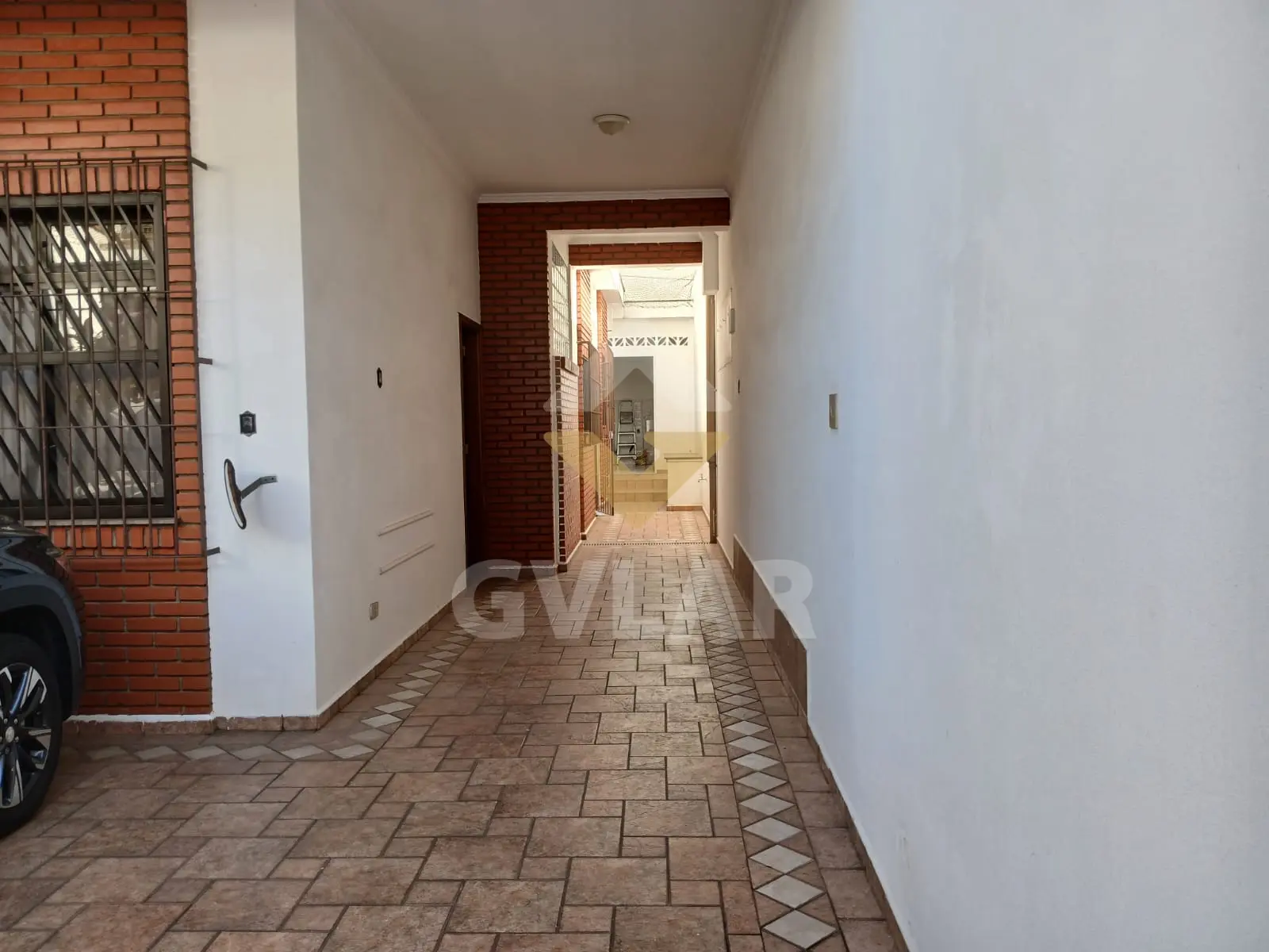 SOBRADO A VENDA NA MOOCA - AMPLO COM 3 PAVIMENTOS E 3 VAGAS